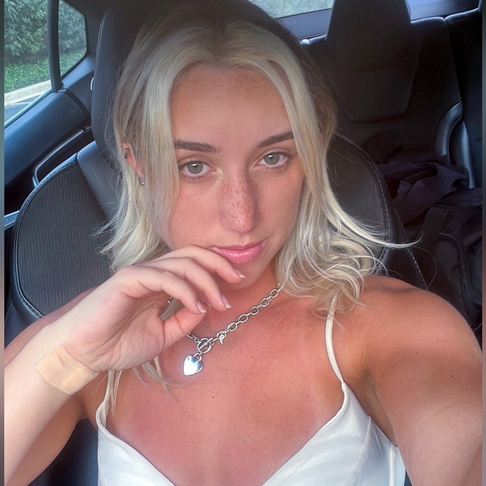 Meet your Posher, Anais